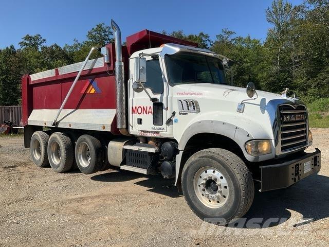 Mack GU713 Kipper