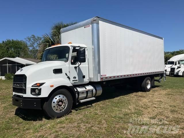 Mack MD6 Kofferaufbau