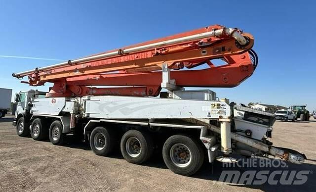 Mack MR688S Betonpumpen