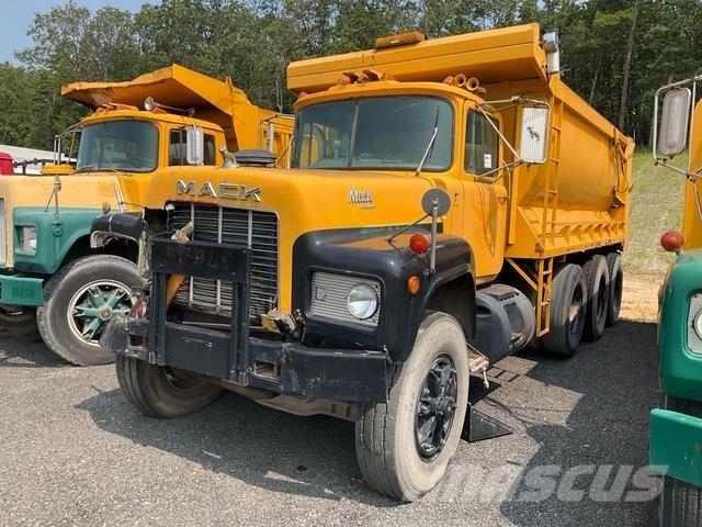 Mack RD686SX Kipper