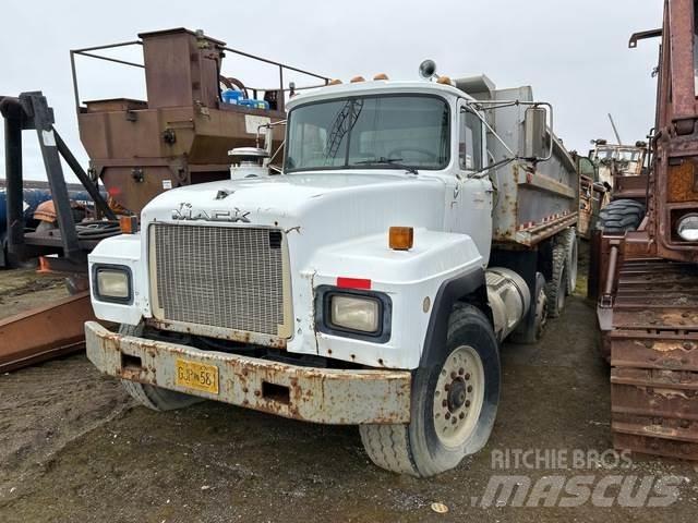 Mack RD688S Kipper