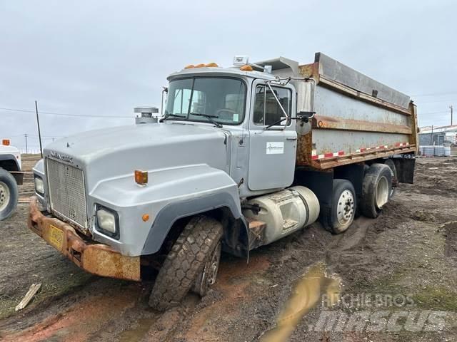 Mack RD688S Kipper