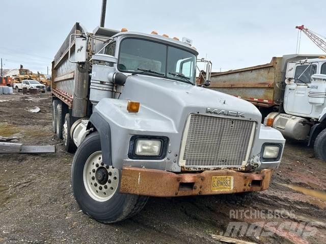 Mack RD688S Kipper