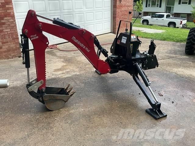Mahindra 26B Tieflöffel
