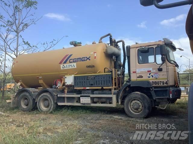 MAN 33.364 Wassertanker