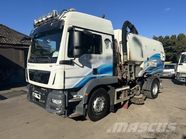 MAN TGM18.290 Kehrmaschine
