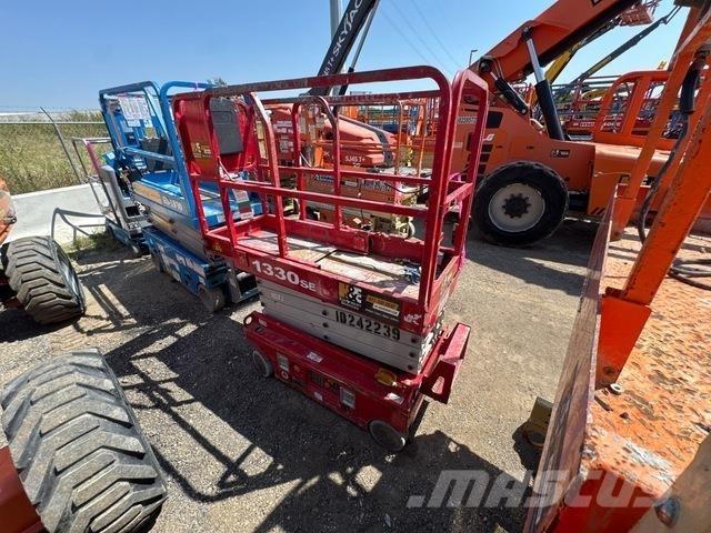 MEC 1330SE Scheren-Arbeitsbühnen