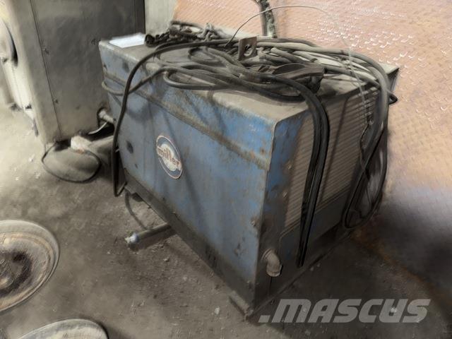 Miller SRH-444 Schweissgeräte