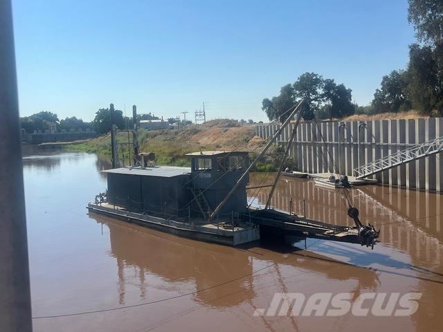  Moore Boote / Prahme