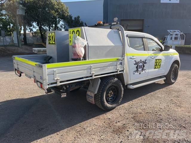 Nissan Navara Pickup/Pritschenwagen