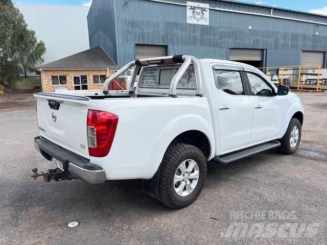 Nissan Navara Pickup/Pritschenwagen