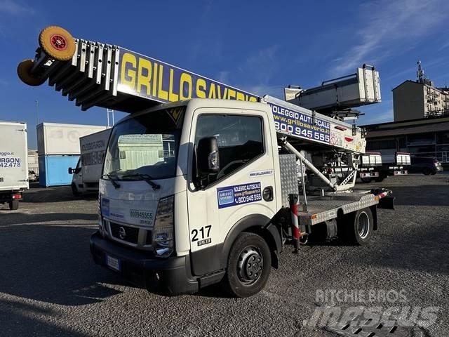 Nissan NT400 LKW-Arbeitsbühnen