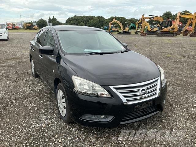 Nissan SYLPHY PKWs