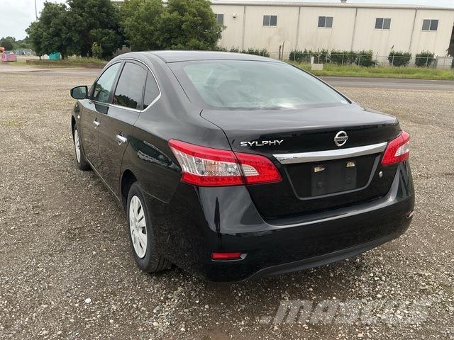 Nissan SYLPHY PKWs