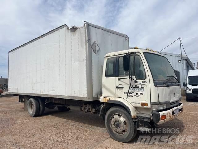 Nissan UD2600 Kofferaufbau