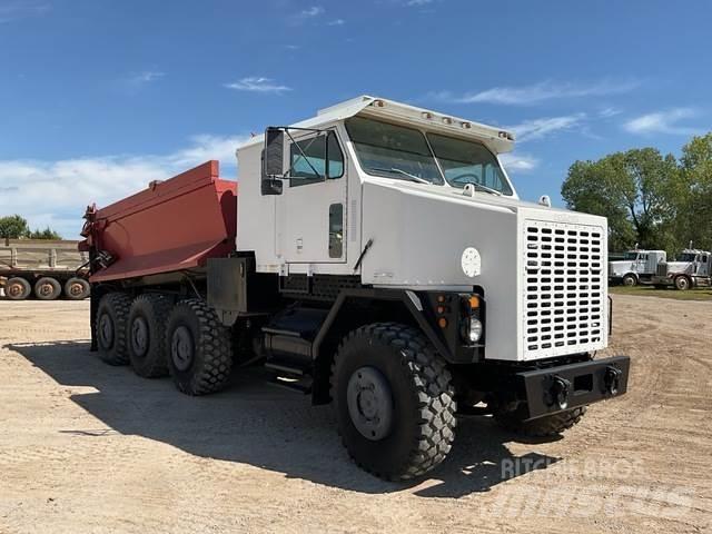 Oshkosh M1070 Sonstige Baumaschinen