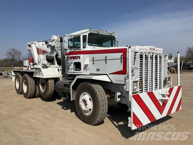 Oshkosh M911 Bergungsfahrzeuge