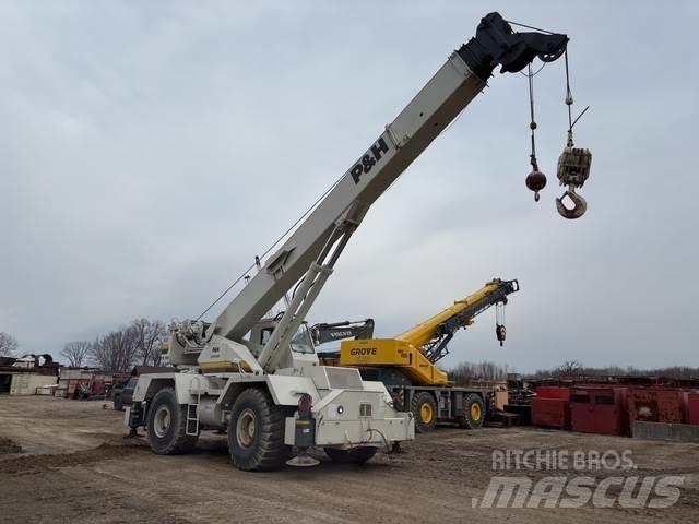 P&H CN150 Ruwterrein kranen