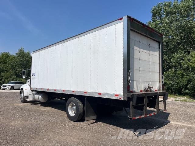 Peterbilt 335 Kühlkoffer