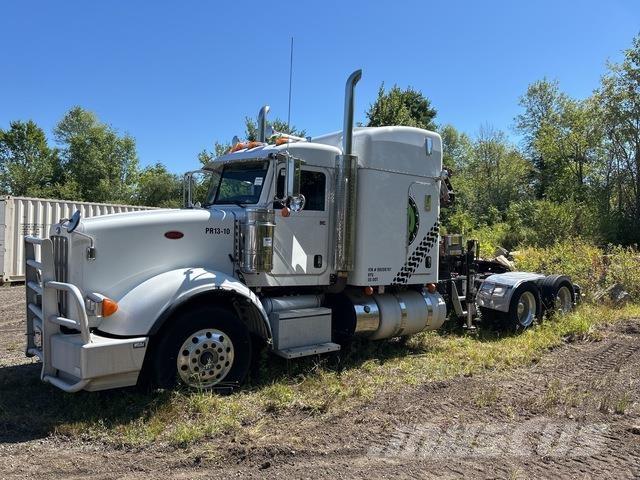 Peterbilt 367 Kranwagen