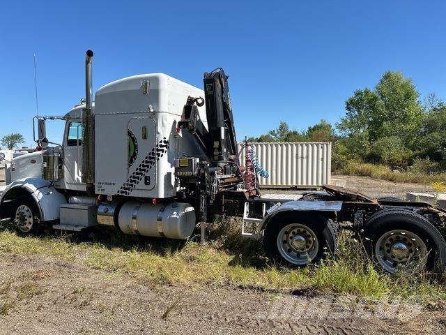 Peterbilt 367 Kranwagen