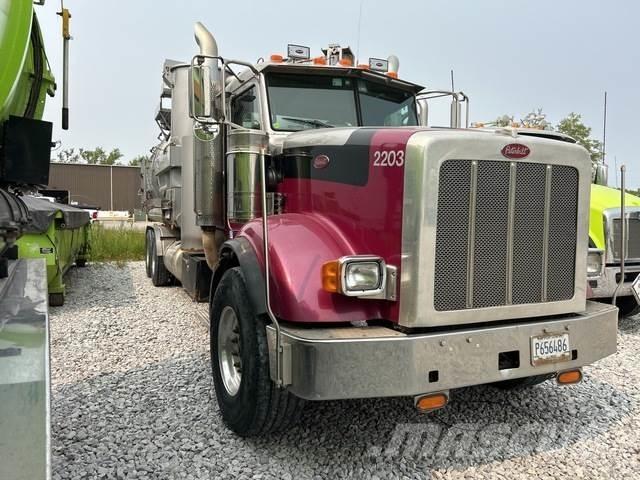 Peterbilt 367 Saug- und Druckwagen
