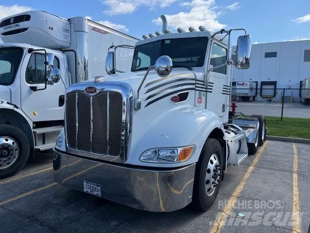 Peterbilt 384 Sattelzugmaschinen