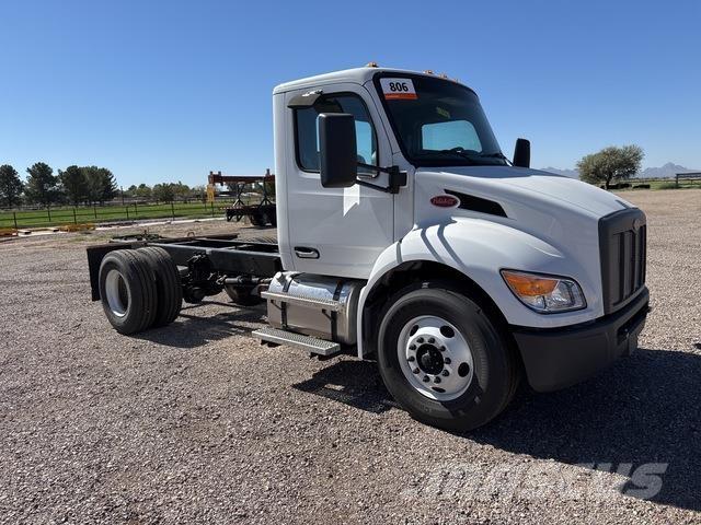 Peterbilt 537 Kabinen