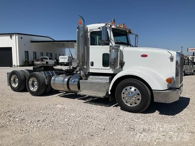 Peterbilt 567 Sattelzugmaschinen