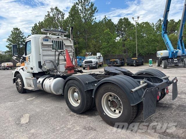 Peterbilt 567 Sattelzugmaschinen