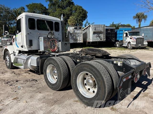 Peterbilt 567 Sattelzugmaschinen