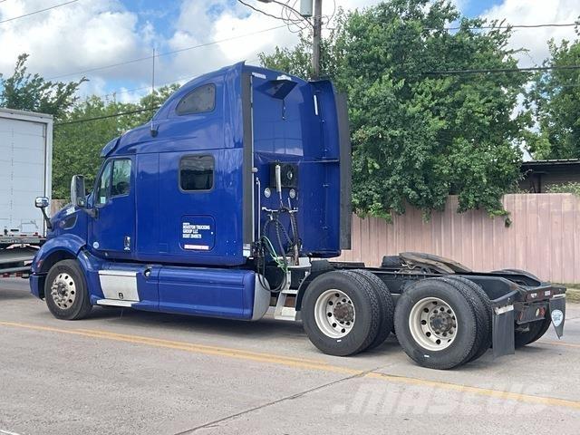Peterbilt 587 Sattelzugmaschinen