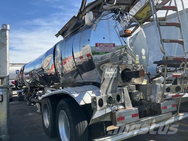 Polar  Tankanhänger