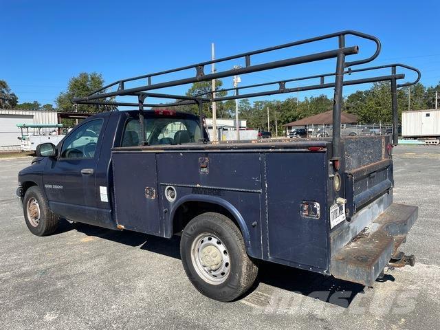 RAM 2500 Pickup/Pritschenwagen