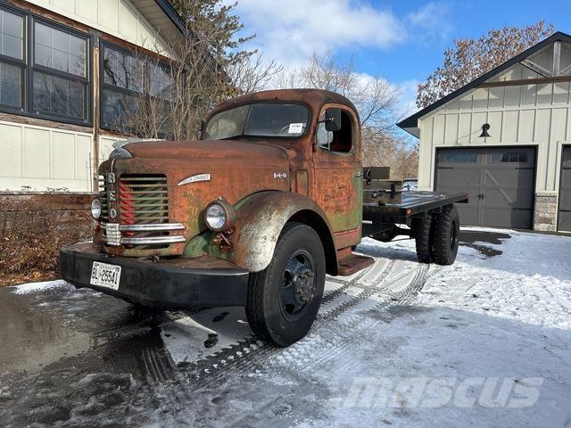  REO Gold Comet Sattelzugmaschinen