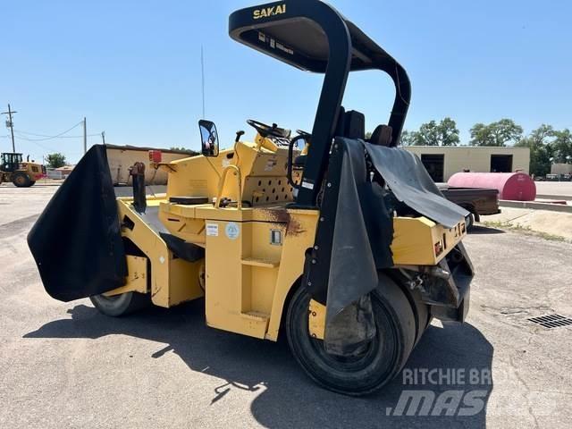 Sakai GW750 Gummiradwalzen