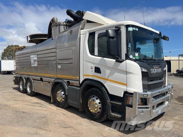 Scania G450 Saug- und Druckwagen