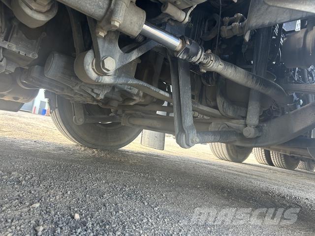 Scania R620 Saug- und Druckwagen