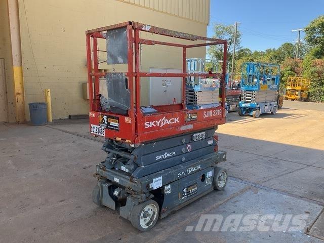 SkyJack 3219 Scheren-Arbeitsbühnen