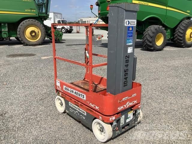 SkyJack SJ12 Personenaufzüge