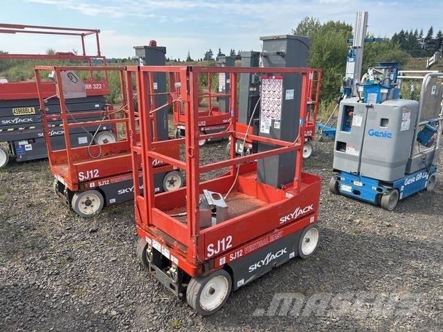 SkyJack SJ12 Personenaufzüge