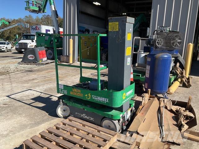 SkyJack SJ16 Personenaufzüge