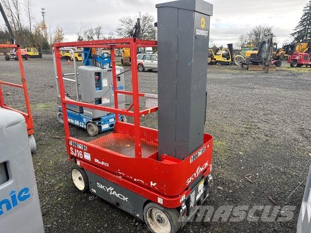 SkyJack SJ16 Personenaufzüge