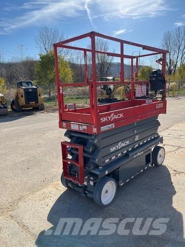 SkyJack SJ3226 Scheren-Arbeitsbühnen