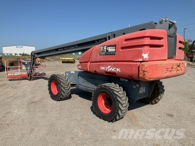 SkyJack SJ66T Teleskopbühnen