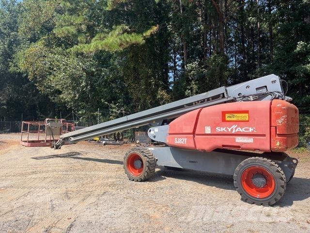 SkyJack SJ82T Teleskopbühnen