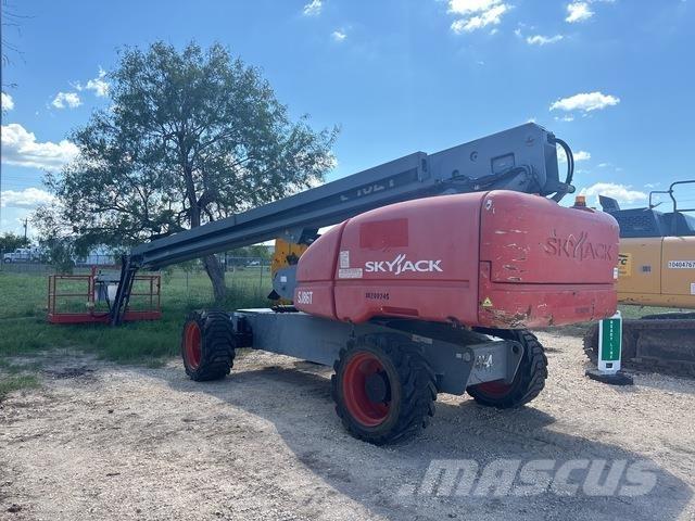 SkyJack SJ86T Teleskopbühnen