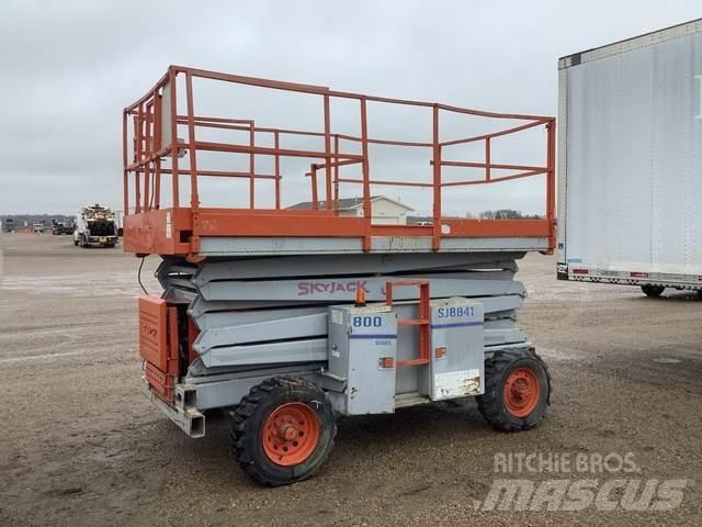 SkyJack SJ8841 Scheren-Arbeitsbühnen