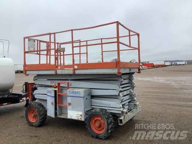 SkyJack SJ8841 Scheren-Arbeitsbühnen