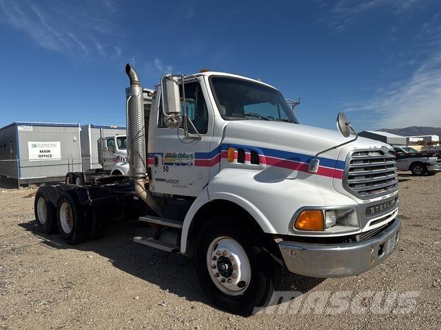 Sterling 9500 Sattelzugmaschinen